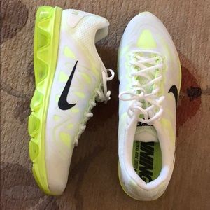 Air max running shoes